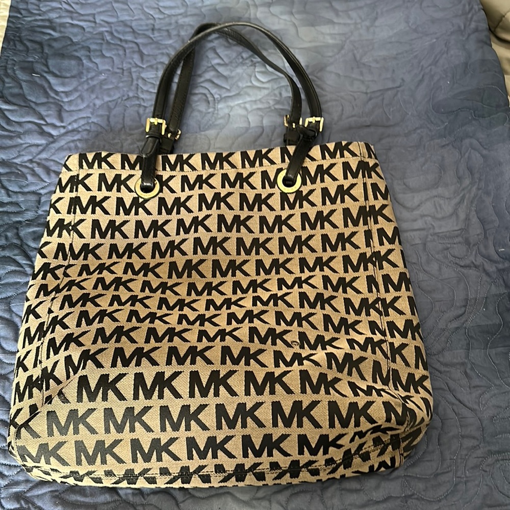 Michael Kors Tote